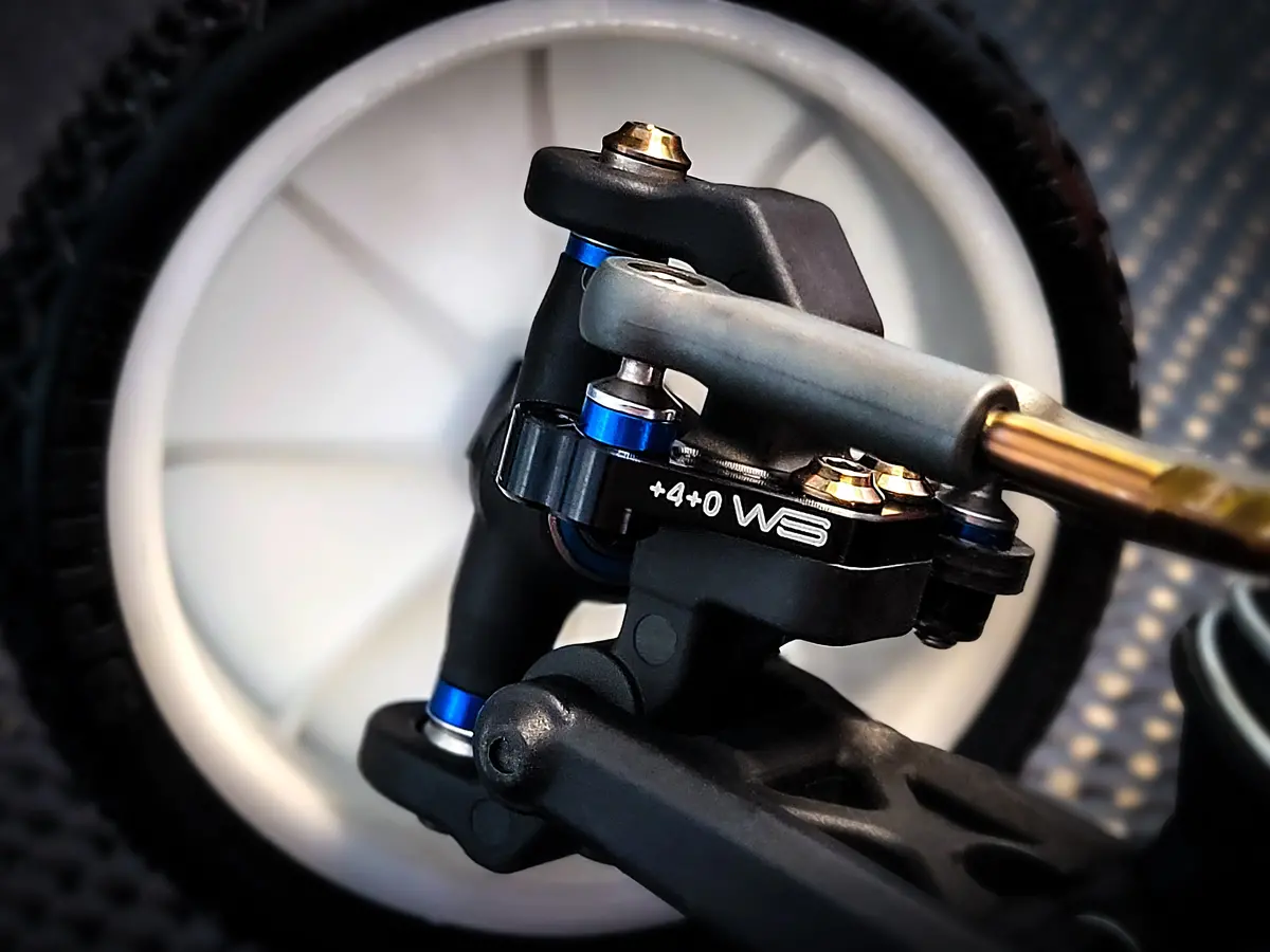 B7 - Aluminium +4 +0 Caster Block Link Mounts 1