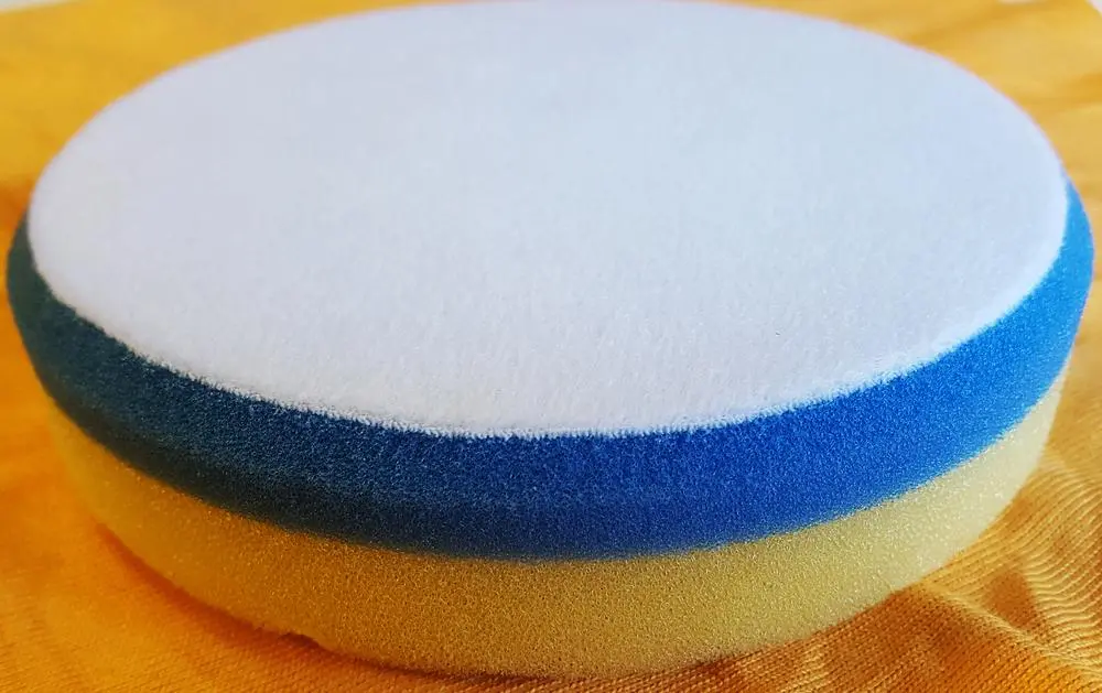 5.5" Dual Density High Gloss Constant Pressure Yellow/Blue Cutting 1