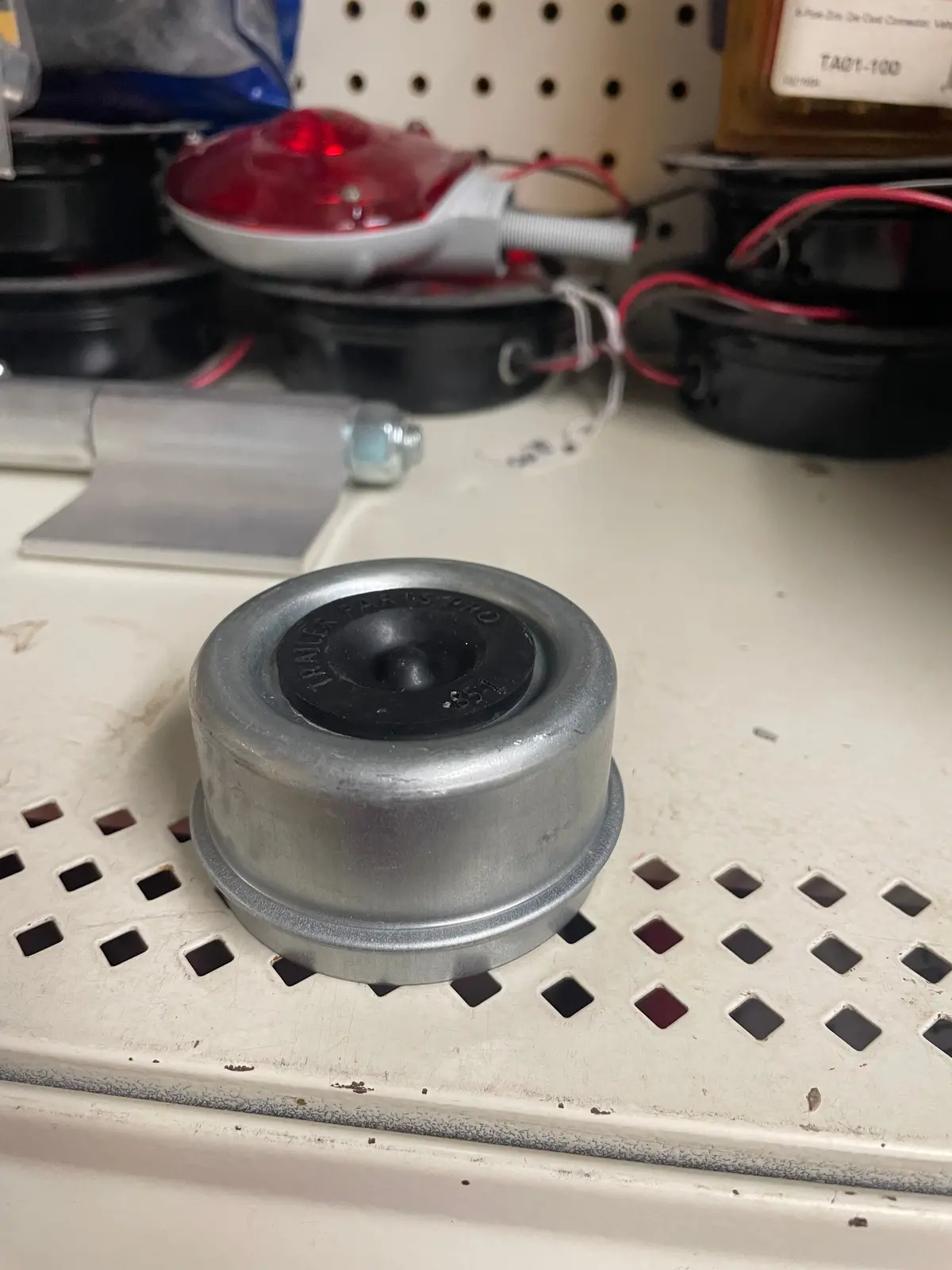 2-1/2" Dust Cap 1