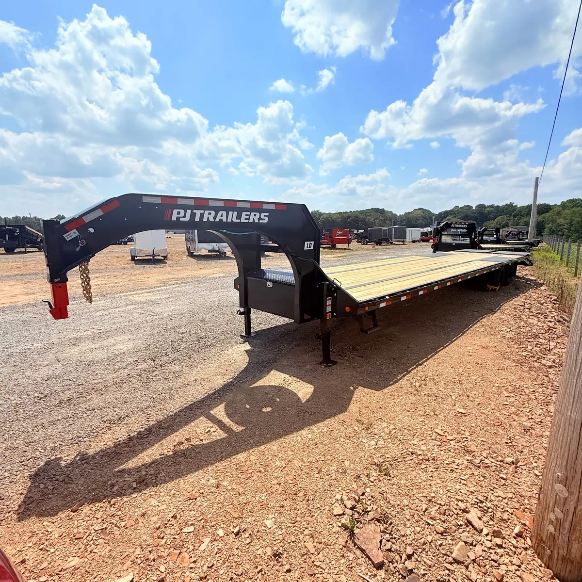 2026 Pj Ld 8.5X40' Dual Flatbed Gooseneck W/ Monster Ramps 1