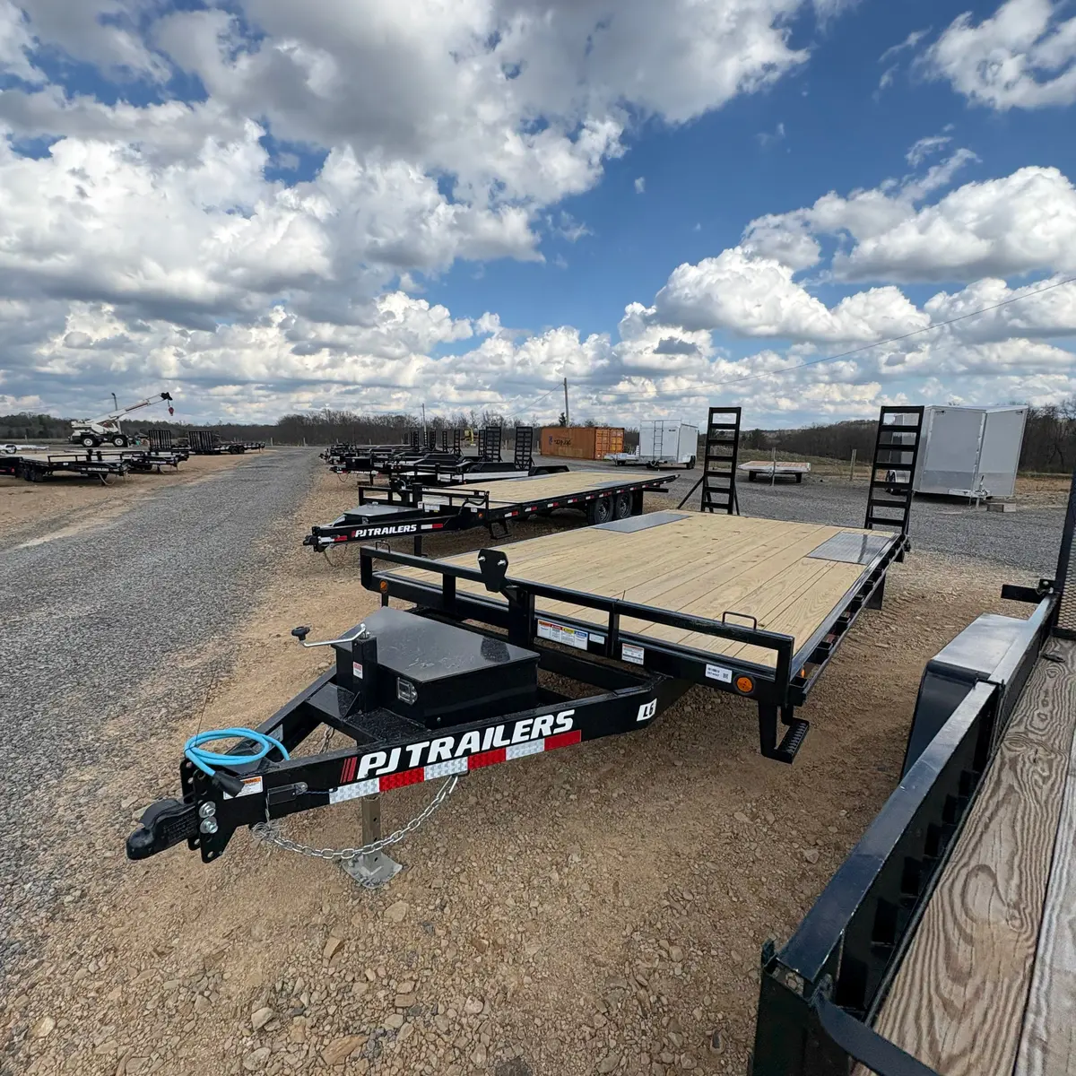 2026 Pj (L6) 8.5X18 Deckover Equipment Trailer 9990 Gvwr 1