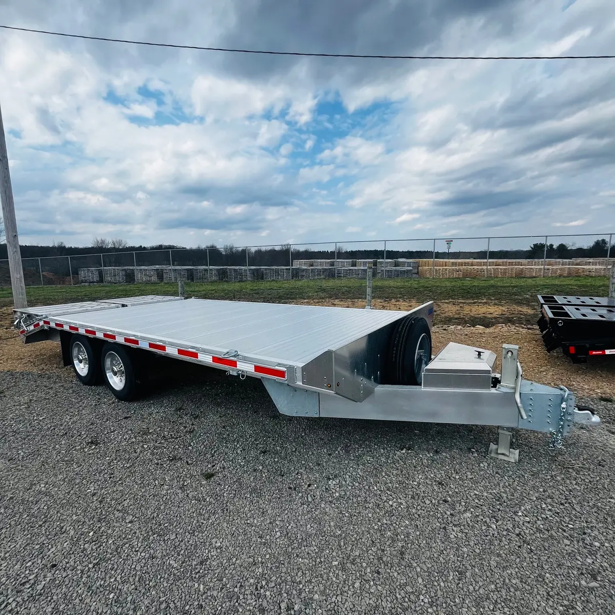2025 Eby 8.5'X20' 16K Gvwr Deck Over Equipment Trailer 1