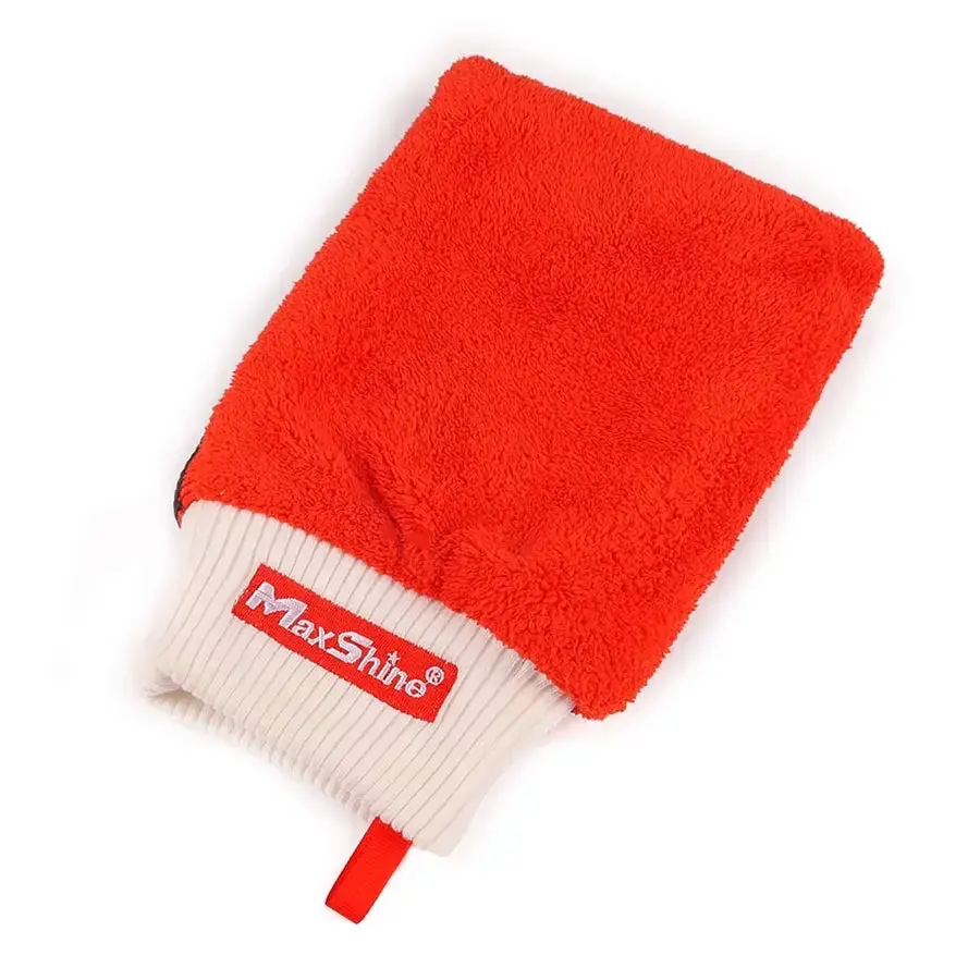 Maxshine Magic Clay Mitt 2