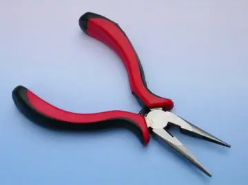 Needle Nose Pliers (Px1332) 1