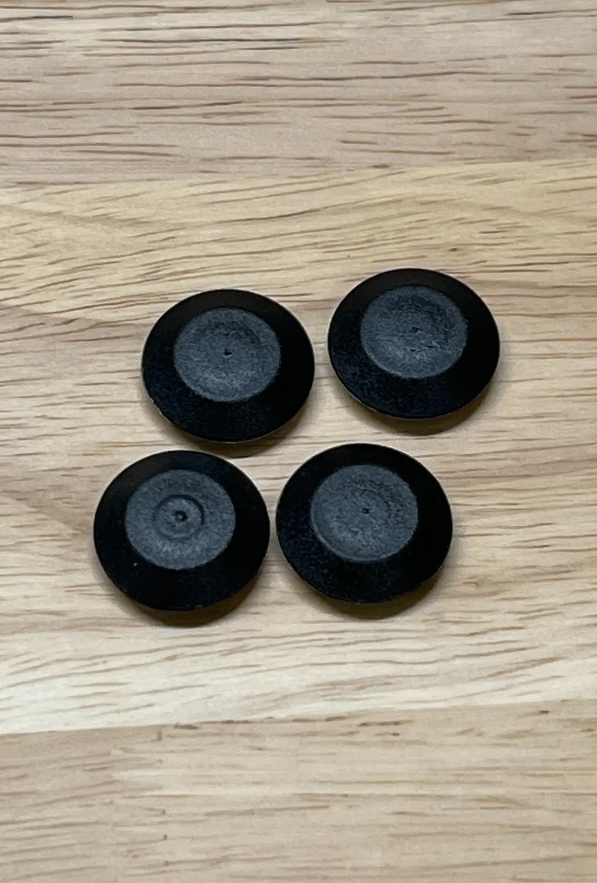 Klinik Rc Team Associated Gear Cover Plugs 1