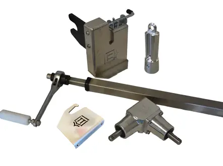 Transport Trailers S/S Extend Cover Handle Set Up 1