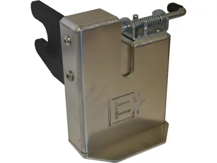 Tt S/S Extendable Handle Locking Bracket 1
