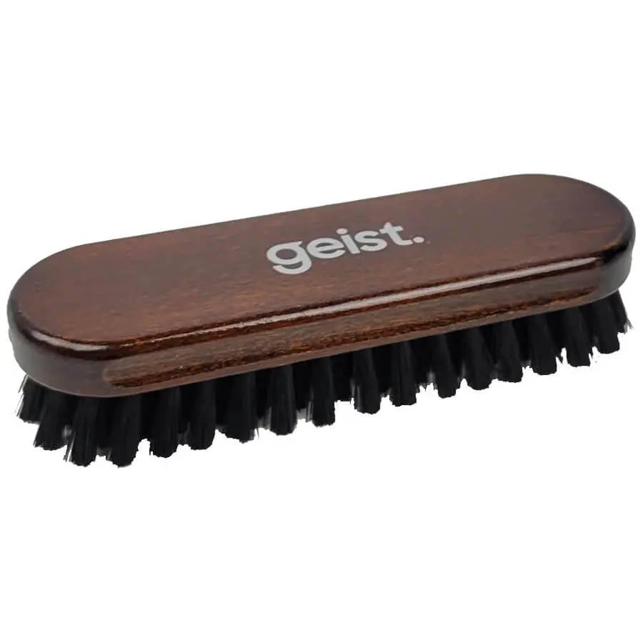 Geist. Textile Brush 1