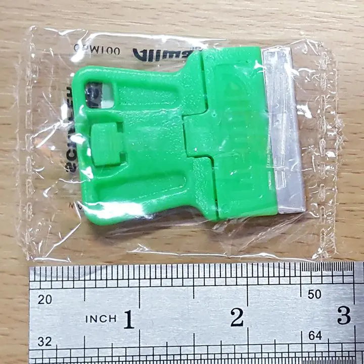 P&S Mini Glass Scraper 1